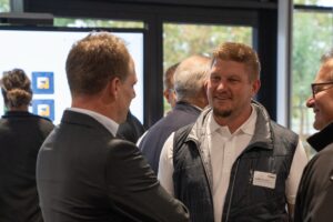 Gäste im persönlichen Gespräch beim FISCHER Lunch 2026